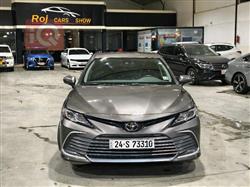 تۆیۆتا کامری